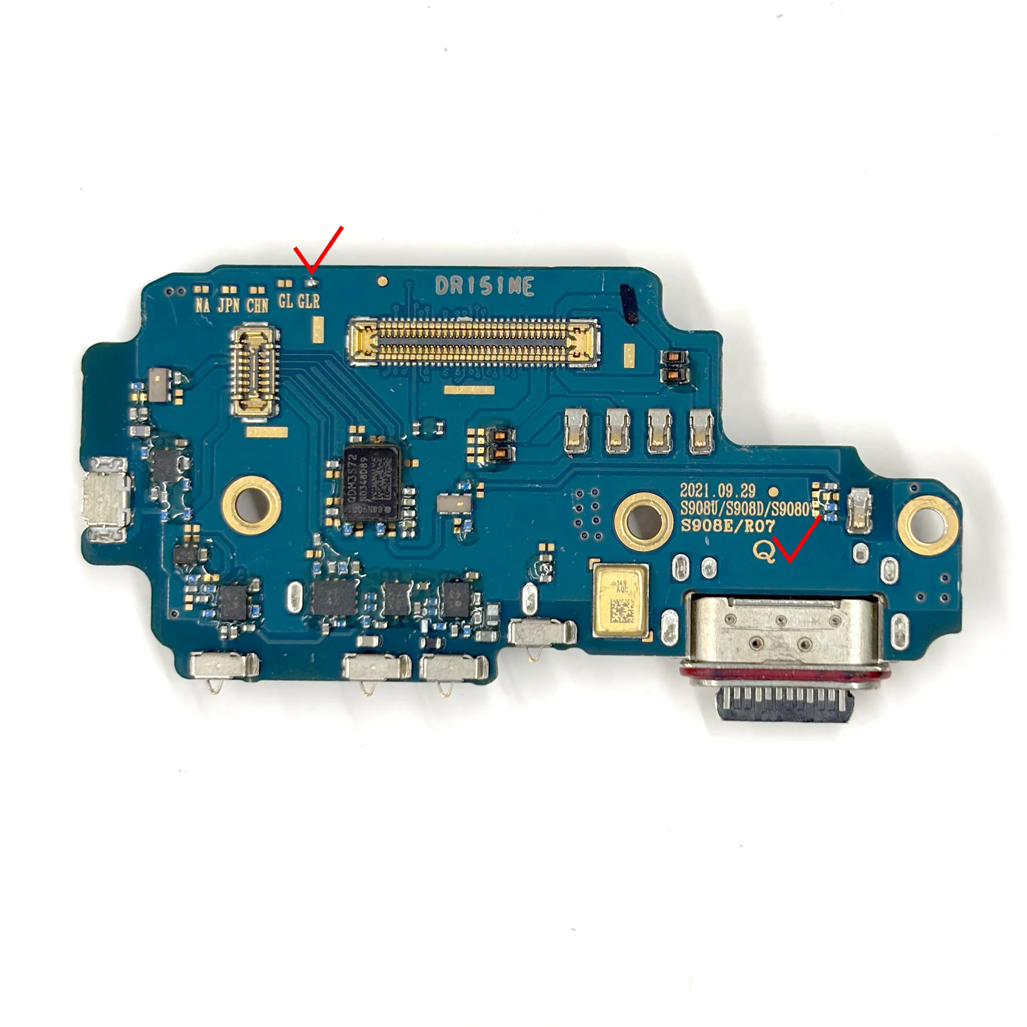 Samsung Galaxy S22 Ultra Replacement Charging Port - Pulled - Image 3